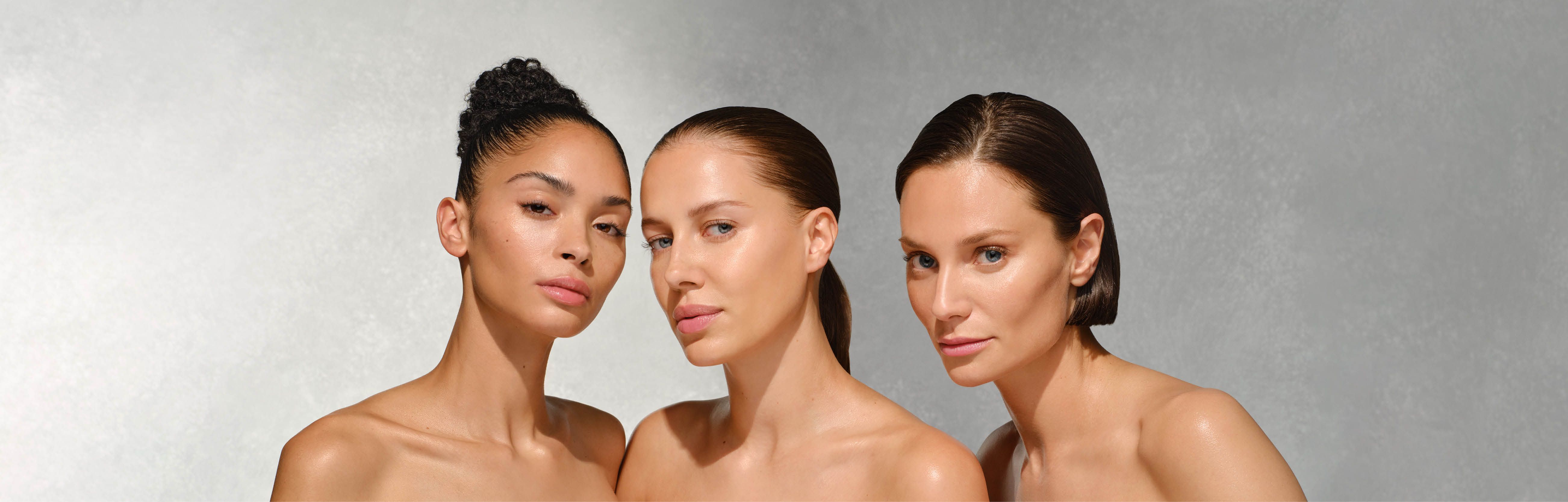 Slider Modelmotiv drei Frauen